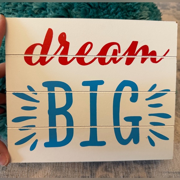 Dream Big Wall or Shelf Decor Sign - Red and Blue - Picture 2 of 6